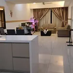 Suasana Bukit Ceylon Klcc By Swifttravels